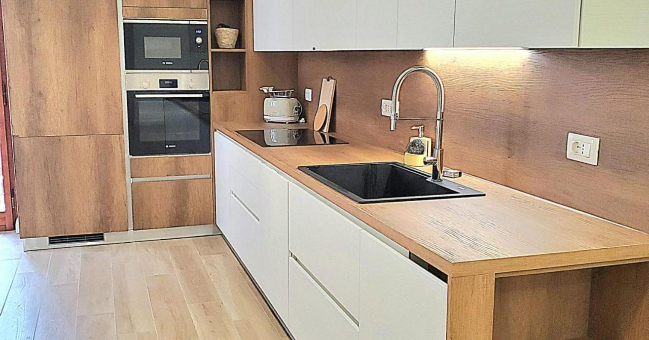 Bright And Large Apartment Via Montegrappa Ливорно Экстерьер фото