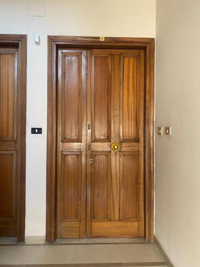 Bright And Large Apartment Via Montegrappa Ливорно Экстерьер фото